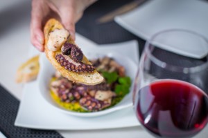 Pulpo al ajillo